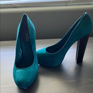 Charles by Charles David Teal Suede Pumps